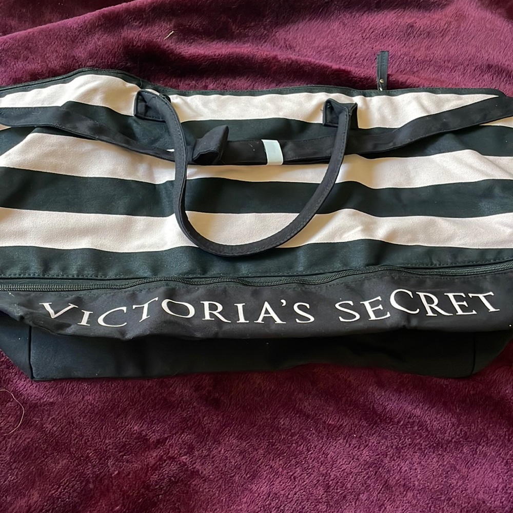 Victoria’s Secret cooler bag
